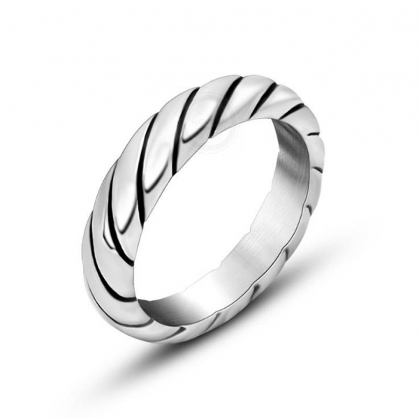 Плетеное кольцо из стали R8056