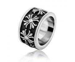 Широкое кольцо из стали с крестами R2177