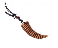 Подвеска с клыком P111