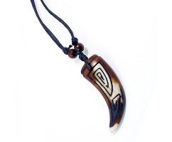 Подвеска с клыком P112