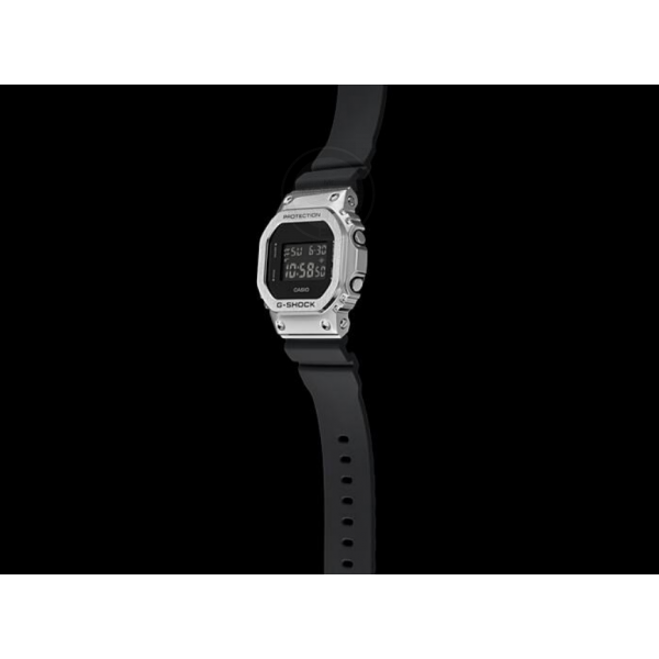 Часы наручные Casio G-shock GM-5600-1