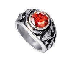Перстень с красным камнем R199